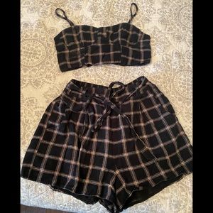 🌸American Eagle Outfitters Dressy Shorts HalterTop Outfit Sz Small🌸